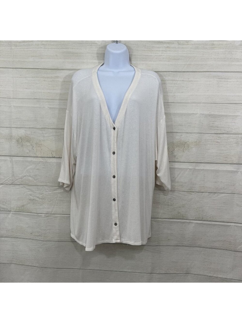 J.Jill Wearever Collection Cream V Neck Button 3/4 Sleeve Cardigan Sweater
